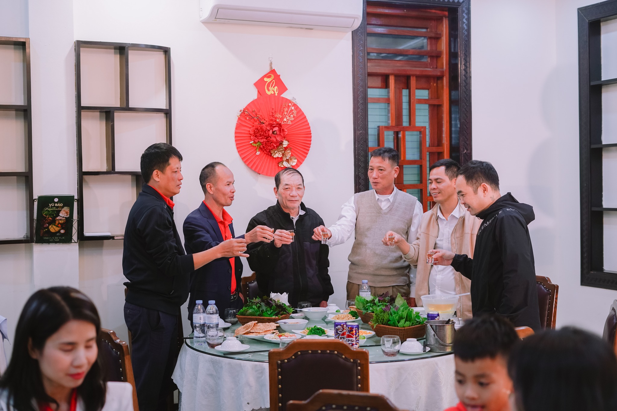 Tất niên 2024 chào đón 2025