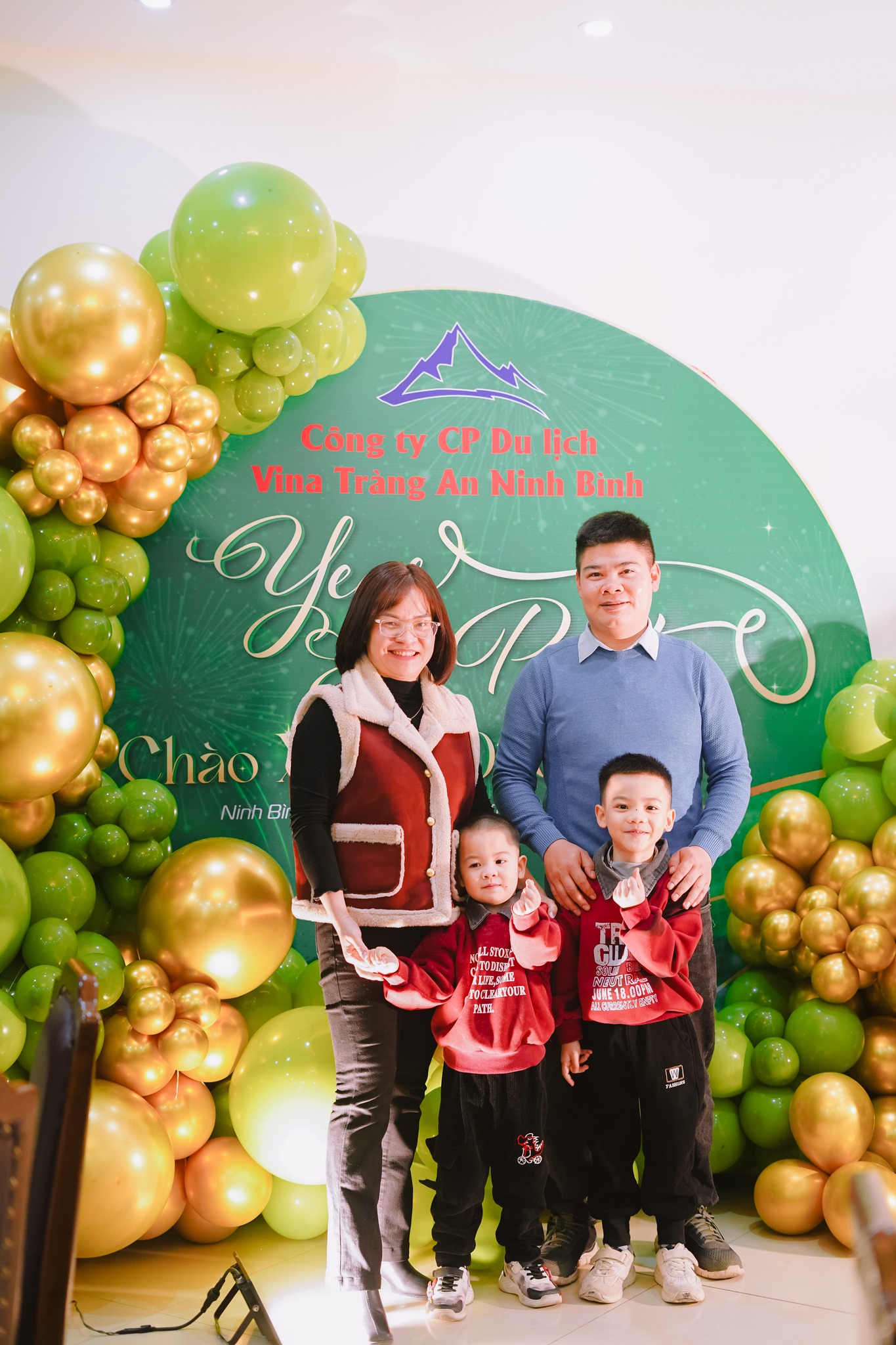 Tất niên 2024 chào đón 2025