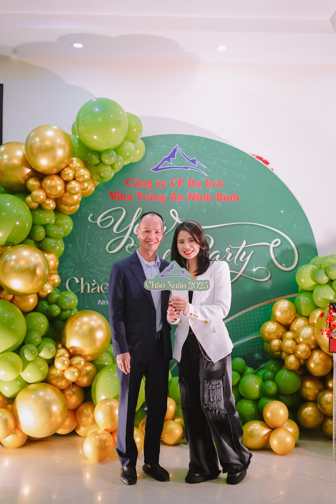 Tất niên 2024 chào đón 2025