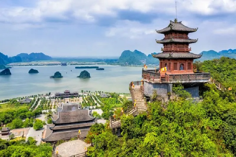 Chùa Tam Chúc – Phố cổ Hoa Lư – Vườn chim Thung Nham